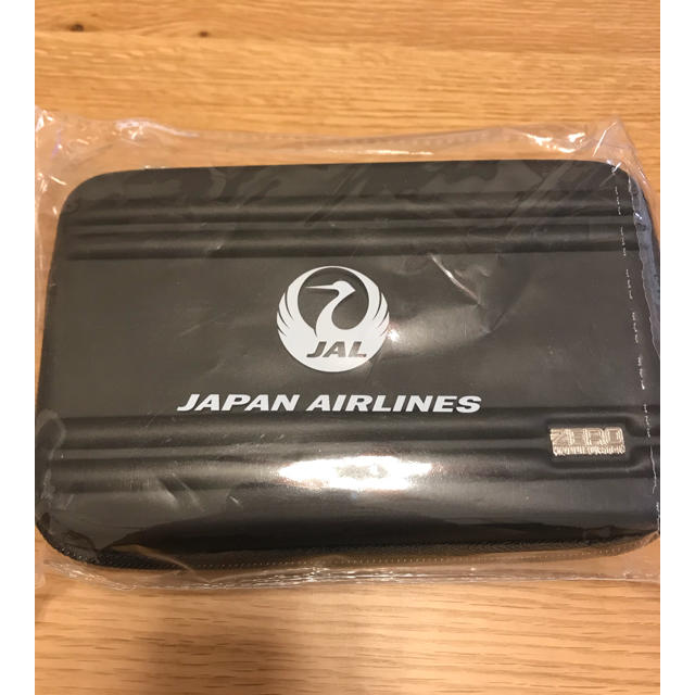 ZERO HALLIBURTON(ゼロハリバートン)のJAL ビジネスクラス アメニティ インテリア/住まい/日用品の日用品/生活雑貨/旅行(旅行用品)の商品写真