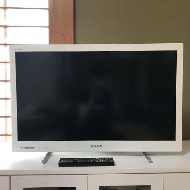 SONY(ソニー)の【送料込み】SONY ソニー 液晶テレビ ホワイト 白 スマホ/家電/カメラのテレビ/映像機器(テレビ)の商品写真