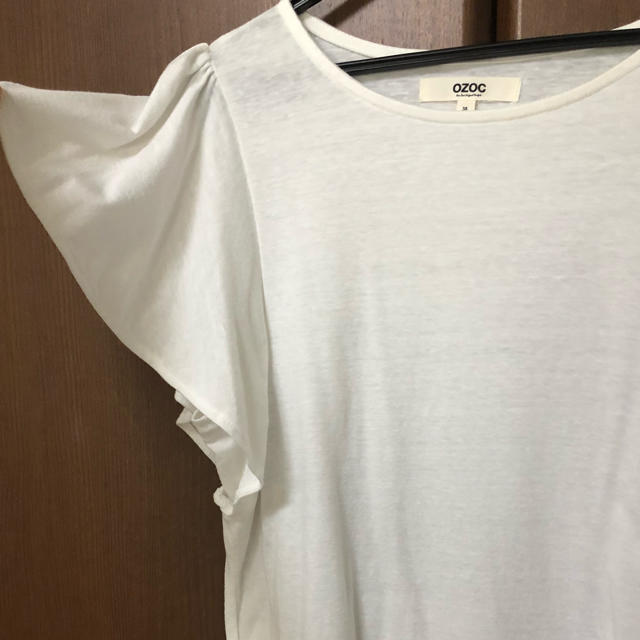 OZOC(オゾック)のOZOC  オゾック フリルTシャツ レディースのトップス(Tシャツ(半袖/袖なし))の商品写真