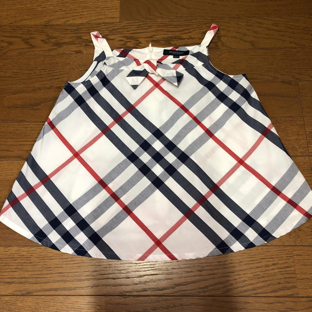 BURBERRY(バーバリー)のらあら様専用🌟バーバリー☆120㎝☆ キッズ/ベビー/マタニティのキッズ服女の子用(90cm~)(Tシャツ/カットソー)の商品写真