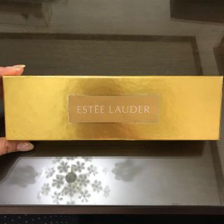 エスティローダー(Estee Lauder)の新品未使用エスティーローダーミニ香水セット(香水(女性用))