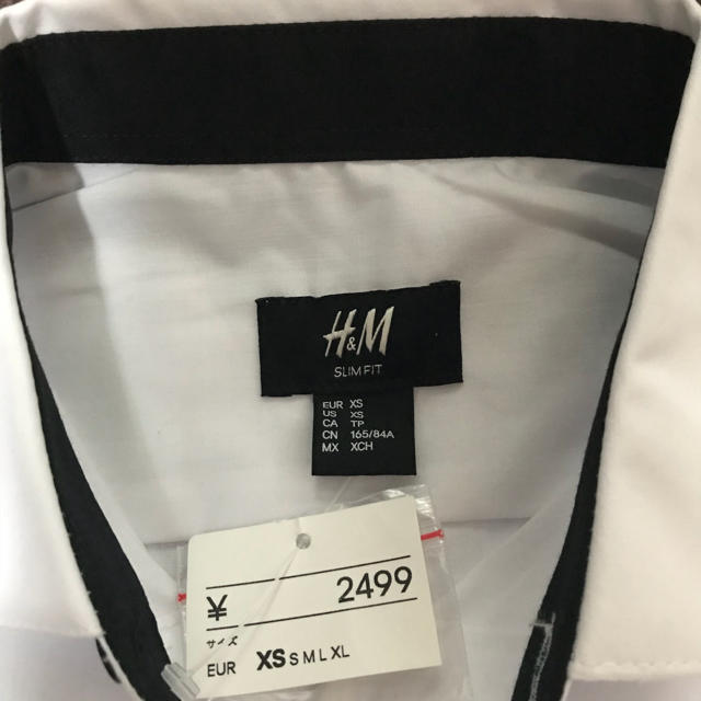 H&M(エイチアンドエム)のH&M エイチアンドエム スリムフィットシャツ ホワイト XS メンズのトップス(シャツ)の商品写真