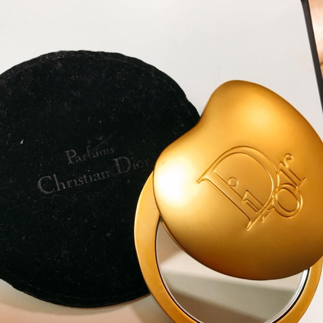 Christian Dior(クリスチャンディオール)のDior スモールミラー コスメ/美容のコスメ/美容 その他(その他)の商品写真