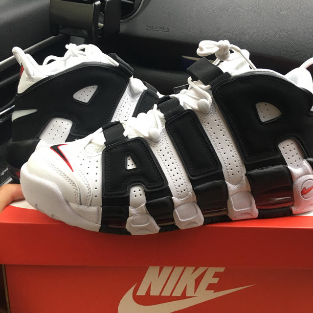 NIKE(ナイキ)の28cm エア モア アップテンポ NIKE AIR MORE UPTEMPO メンズの靴/シューズ(スニーカー)の商品写真