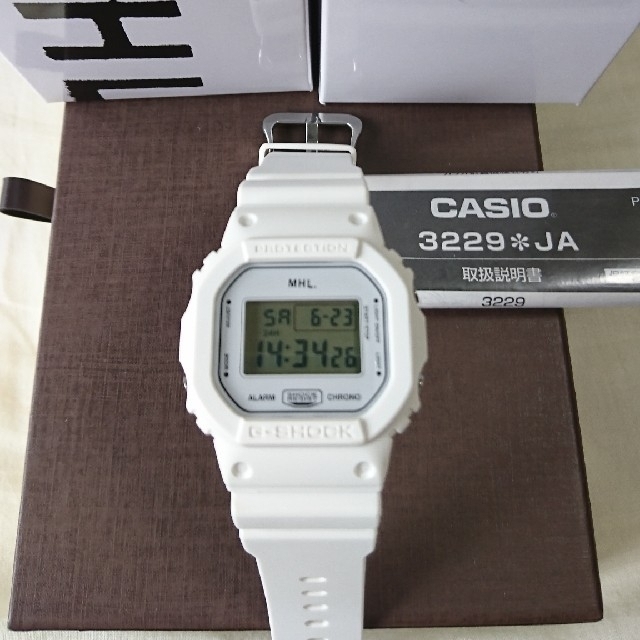 G-SHOCK  × MHL  腕時計 ホワイト
