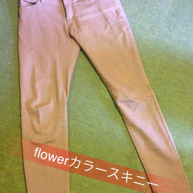 flower(フラワー)のflowerカラースキニー＊ピンク レディースのパンツ(デニム/ジーンズ)の商品写真