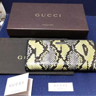 グッチ(Gucci)の送料込み☆グッチ 長財布 パイソン(長財布)