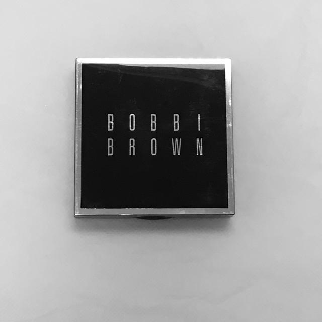 BOBBI BROWN(ボビイブラウン)の新品 BOBBI BROWN シマーブリック コスメ/美容のベースメイク/化粧品(フェイスカラー)の商品写真