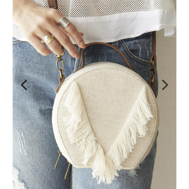 ALEXIA STAM(アリシアスタン)のV Fringe Round Bag レディースのバッグ(ショルダーバッグ)の商品写真