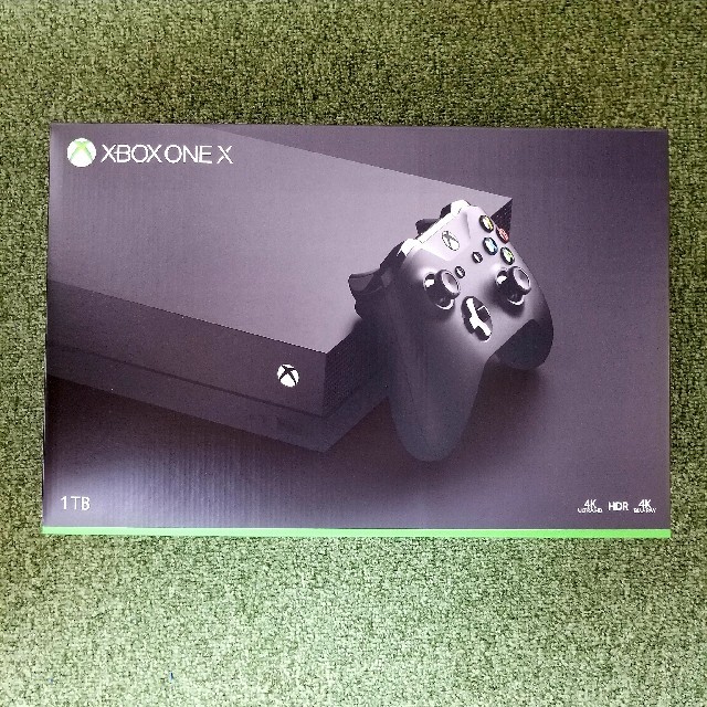 Xbox(エックスボックス)のXbox One X/エックスボックスワン･エックス エンタメ/ホビーのゲームソフト/ゲーム機本体(家庭用ゲーム機本体)の商品写真