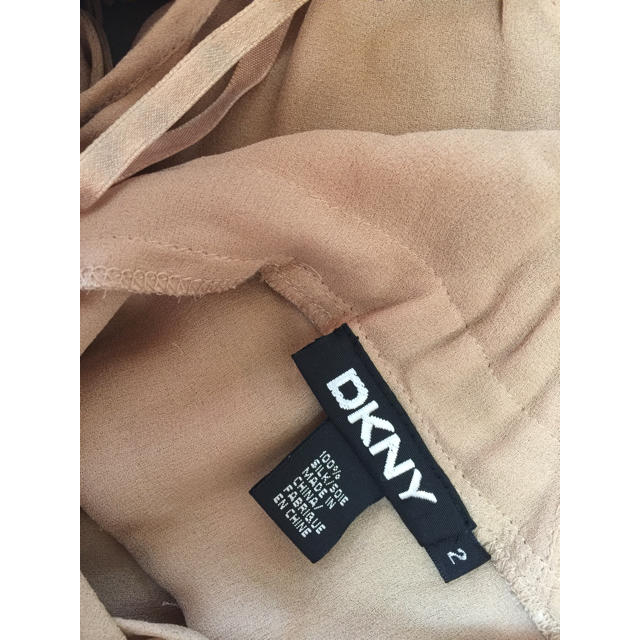 DKNY(ダナキャランニューヨーク)の新品♡大特価♡DKNY♡シルク素材ロングワンピース レディースのフォーマル/ドレス(ロングドレス)の商品写真