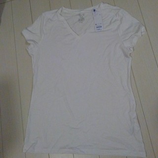 ジーユー(GU)のVネックTシャツ(Tシャツ(半袖/袖なし))