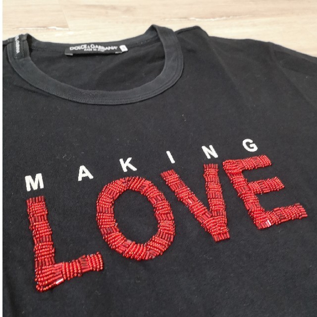 DOLCE&GABBANA(ドルチェアンドガッバーナ)の☆処分SALE☆ドルチェ&ガッバーナ　LOVE ビーズ Tシャツ メンズのトップス(Tシャツ/カットソー(半袖/袖なし))の商品写真