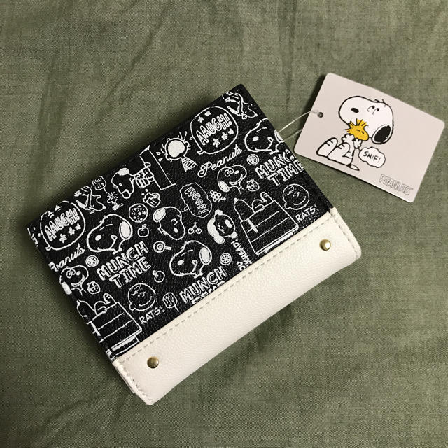 SNOOPY(スヌーピー)のスヌーピー  財布 レディースのファッション小物(財布)の商品写真