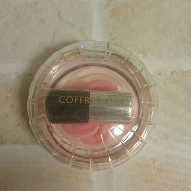 COFFRET D'OR(コフレドール)のコフレドール スマイルアップチーク 01 コスメ/美容のベースメイク/化粧品(チーク)の商品写真