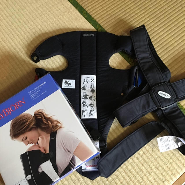 BABYBJORN(ベビービョルン)のベビービョルン 抱っこ紐 キッズ/ベビー/マタニティの外出/移動用品(抱っこひも/おんぶひも)の商品写真