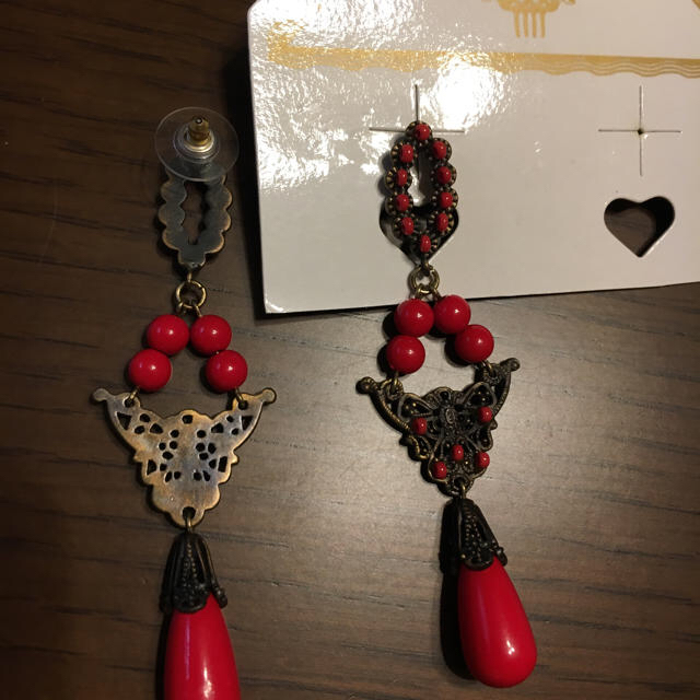 ピアス  レディースのアクセサリー(ピアス)の商品写真