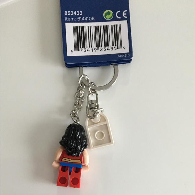 Lego(レゴ)のレゴ キーホルダー ワンダーウーマン エンタメ/ホビーのアニメグッズ(キーホルダー)の商品写真