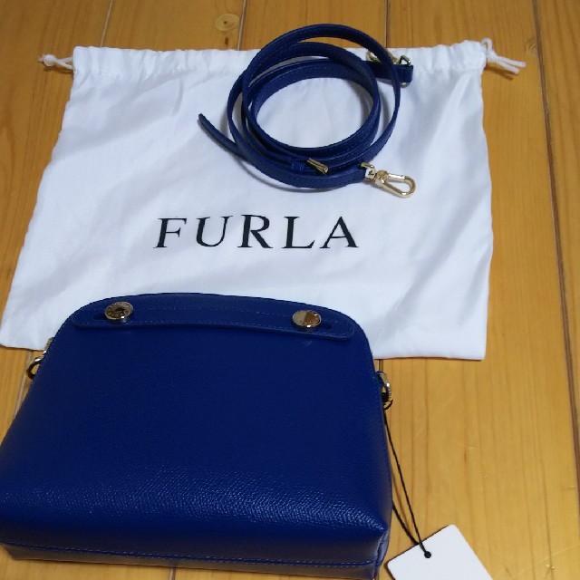 Furla(フルラ)のフルラFURLA 2wayショルダーバッグパイパーミニ ブルー 未使用 レディースのバッグ(ショルダーバッグ)の商品写真