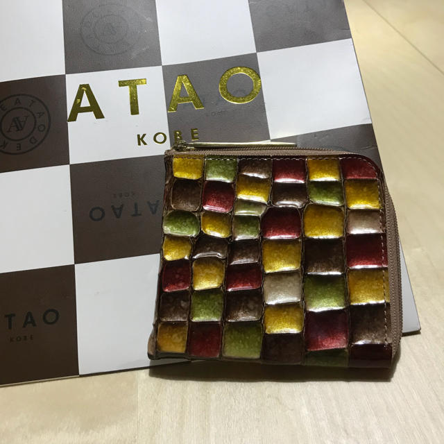 ATAO(アタオ)の未使用☆アタオ  リモヴィトロ ハーフ レディースのファッション小物(財布)の商品写真