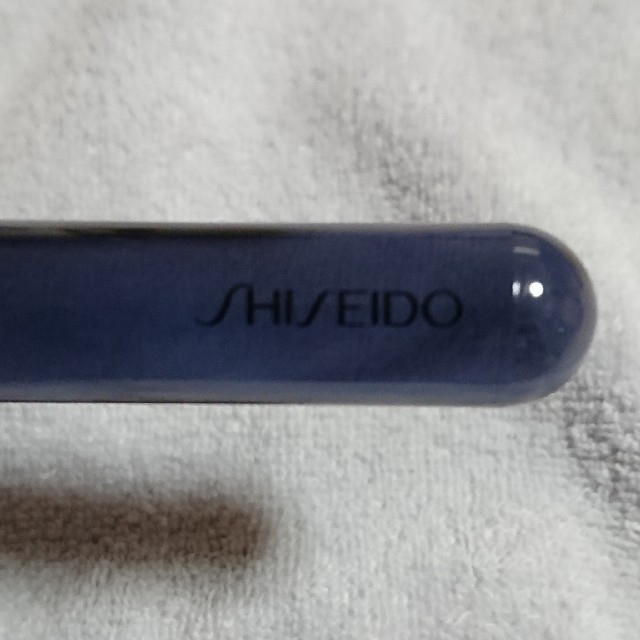 SHISEIDO (資生堂)(シセイドウ)の資生堂 SHISEIDO ファンデーションブラシ131 （ケース付き） コスメ/美容のベースメイク/化粧品(その他)の商品写真