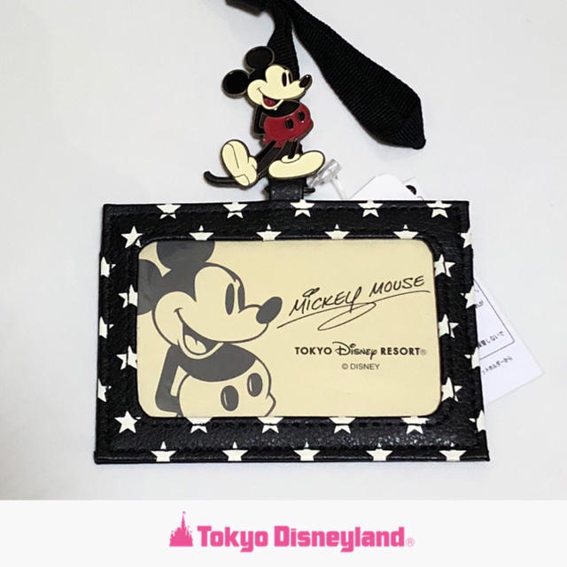 Disney(ディズニー)のミッキー パスケース レディースのファッション小物(パスケース/IDカードホルダー)の商品写真