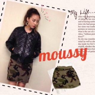 マウジー(moussy)のmoussy▼カモフラ柄ニットスカート(ひざ丈スカート)