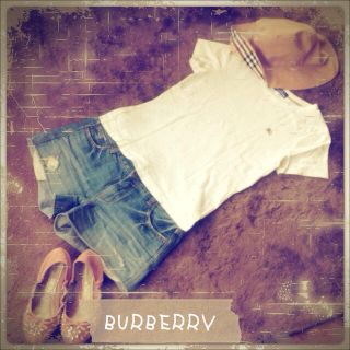 バーバリー(BURBERRY)のBURBERRY Tシャツ୨୧♡ॢ(Tシャツ(半袖/袖なし))