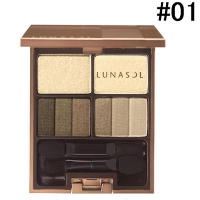 LUNASOL(ルナソル)のルナソル フェザリー スモーキー アイズ #01 Smoky Beige  コスメ/美容のベースメイク/化粧品(アイシャドウ)の商品写真