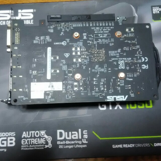 ASUS(エイスース)のASUS GeForce GTX1050 スマホ/家電/カメラのPC/タブレット(PCパーツ)の商品写真
