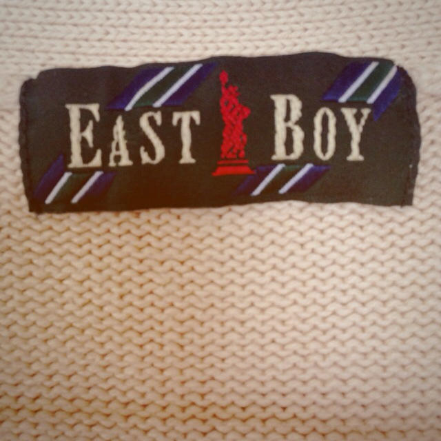 EASTBOY(イーストボーイ)のEASTBOYベージュカーディガン レディースのトップス(カーディガン)の商品写真