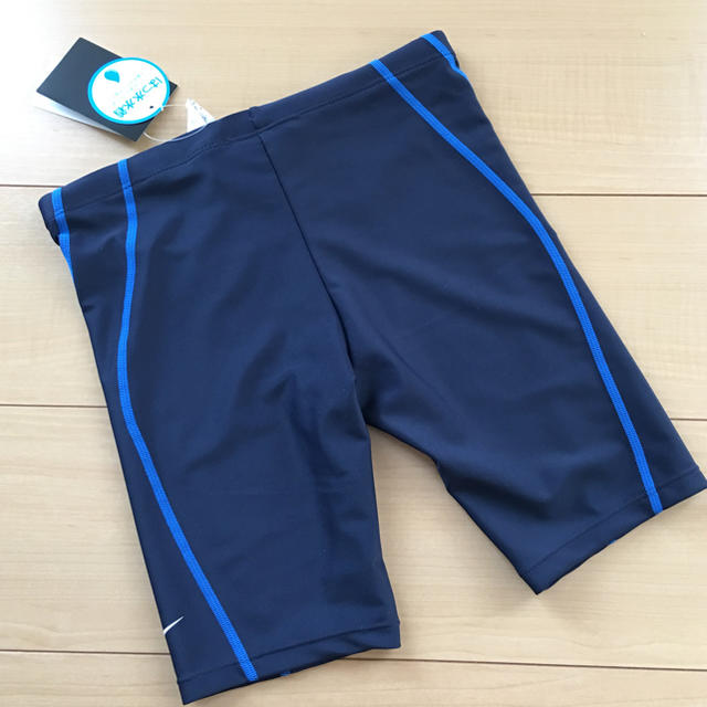 NIKE(ナイキ)の新品 ナイキ 水着 140 ロング キッズ/ベビー/マタニティのキッズ服男の子用(90cm~)(水着)の商品写真