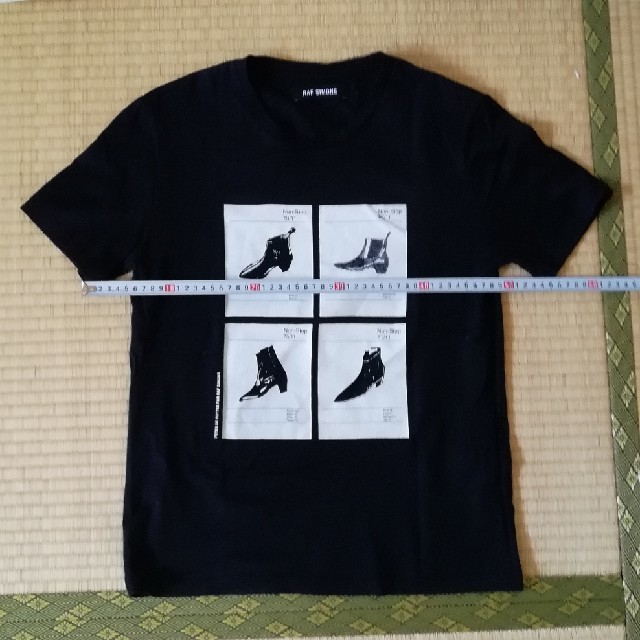 RAF SIMONS(ラフシモンズ)のラフシモンズ　黒Tシャツ メンズのトップス(Tシャツ/カットソー(半袖/袖なし))の商品写真