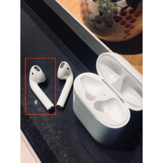 アップル(Apple)の超美品　Apple アップル Airpods イヤホン 右耳用 R単品(その他)