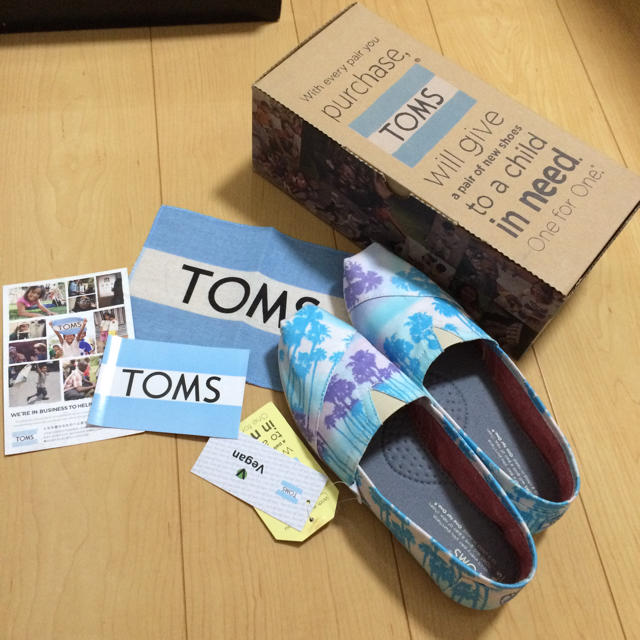 TOMS(トムズ)の新品TOMS☆フラットシューズ レディースの靴/シューズ(スニーカー)の商品写真