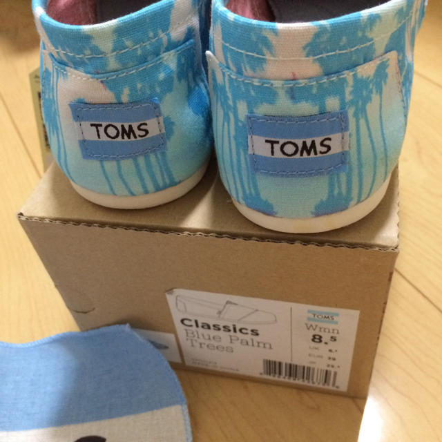 TOMS(トムズ)の新品TOMS☆フラットシューズ レディースの靴/シューズ(スニーカー)の商品写真