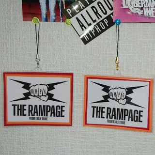 The Rampage 処分セール The Rampage ロゴストラップの通販 ラクマ