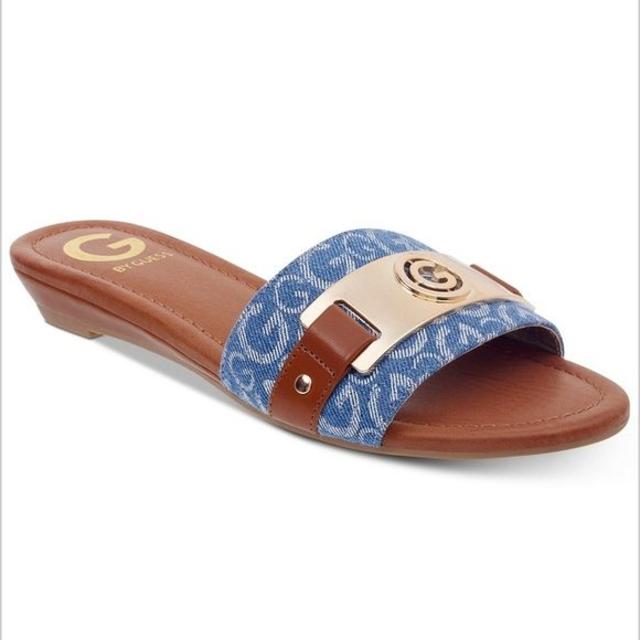 GUESS(ゲス)のGuess Jeena Slide スライド レディース サンダル レディースの靴/シューズ(サンダル)の商品写真