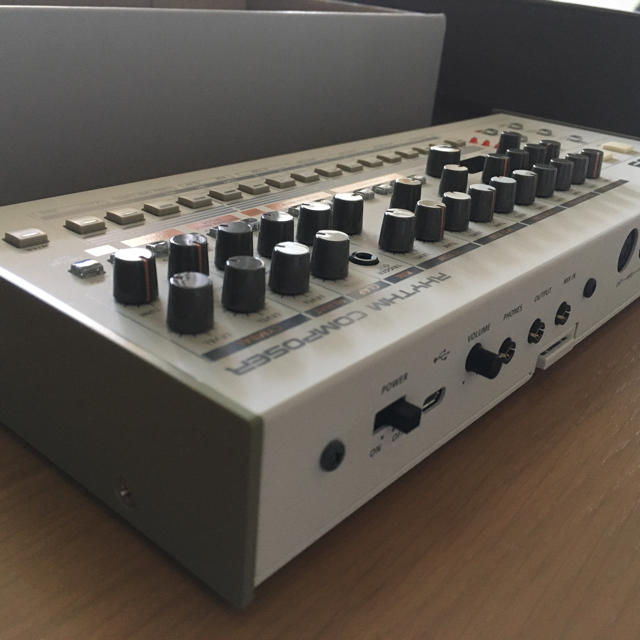 Roland(ローランド)のRoland TR-09 楽器のDTM/DAW(音源モジュール)の商品写真