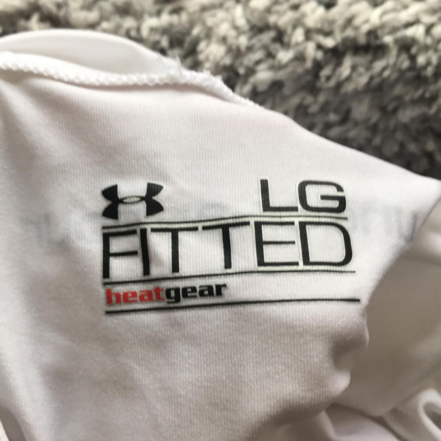 UNDER ARMOUR(アンダーアーマー)のUNDER ARMOUR インナー レディースの下着/アンダーウェア(アンダーシャツ/防寒インナー)の商品写真