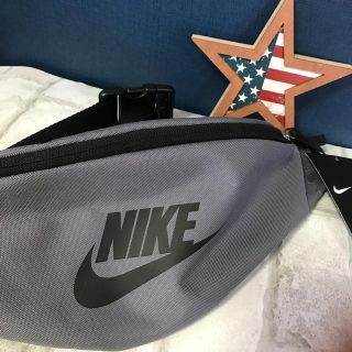 ナイキ(NIKE)のNIKE ウエストポーチ(ウエストポーチ)