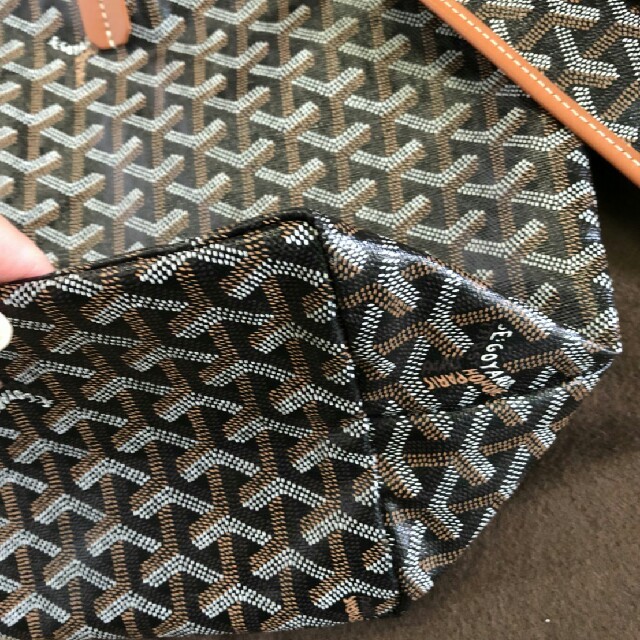 GOYARD(ゴヤール)のけい様専用です。❤美品❤  GOYARD ゴヤール サンルイPM レディースのバッグ(トートバッグ)の商品写真