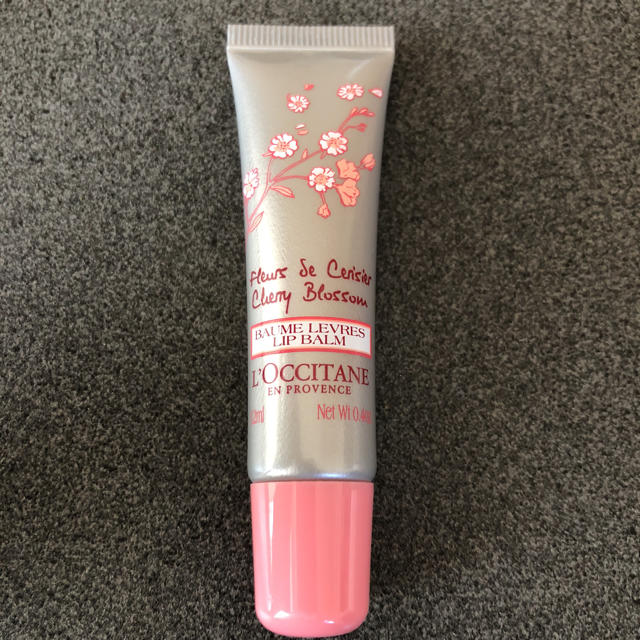 L'OCCITANE(ロクシタン)のL'OCCITANE リップバーム コスメ/美容のスキンケア/基礎化粧品(リップケア/リップクリーム)の商品写真