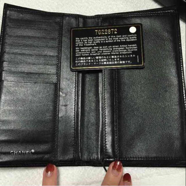 CHANEL(シャネル)のシャネル エナメル 長財布 レディースのファッション小物(財布)の商品写真
