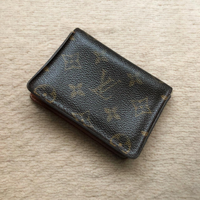 LOUIS VUITTON - LOUIS VUITTON LV ルイヴィトン 定期入れ カード