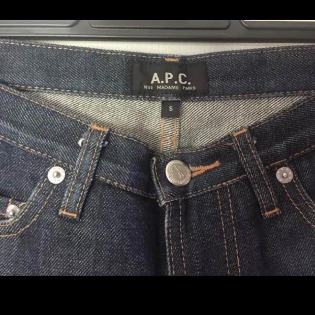 A.P.C(アーペーセー)のA.P.C. アーペーセー デニム ショートパンツ レディースのパンツ(デニム/ジーンズ)の商品写真