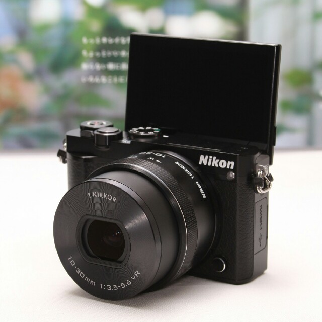 ✨美品✨Wi-Fi搭載＆自撮りミラーレス一眼❤Nikon 1 J5 ブラック