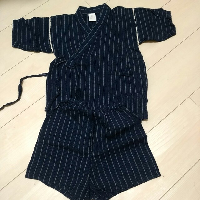 アカチャンホンポ(アカチャンホンポ)の110㎝　甚平 キッズ/ベビー/マタニティのキッズ服男の子用(90cm~)(甚平/浴衣)の商品写真