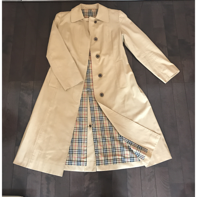 BURBERRY BLUE LABEL(バーバリーブルーレーベル)のBurberry レディースのジャケット/アウター(ロングコート)の商品写真