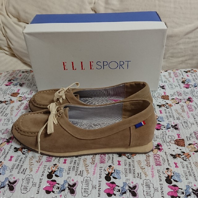 ELLE(エル)のELLE SPORT シューズ レディースの靴/シューズ(スニーカー)の商品写真